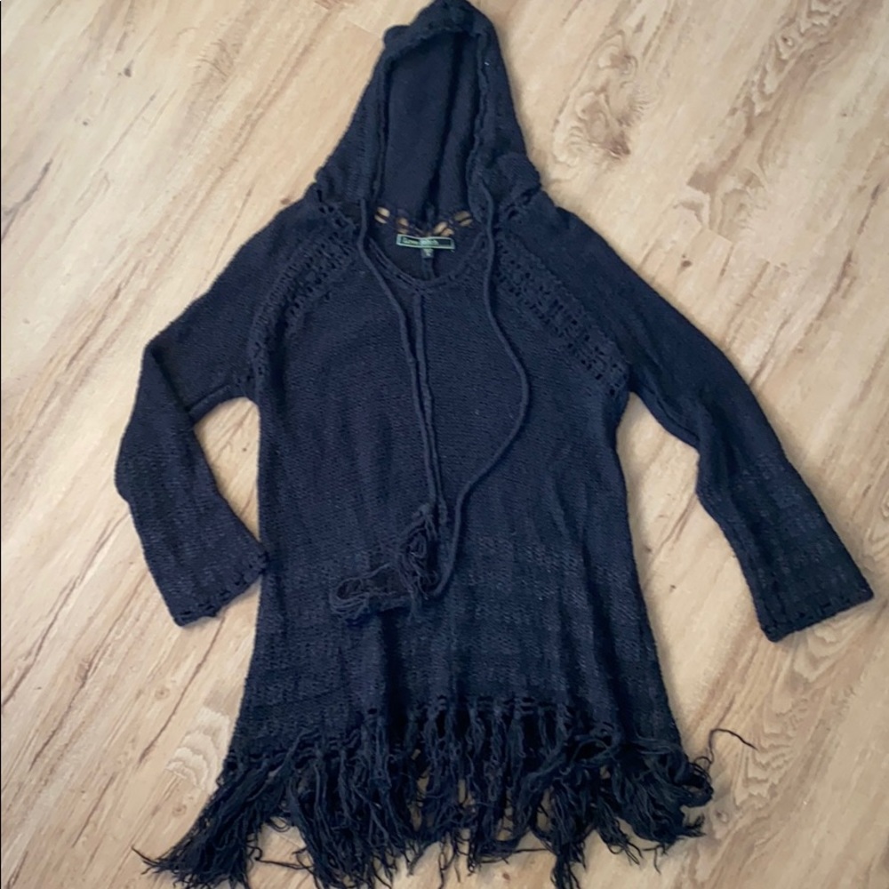 Fringe sweater